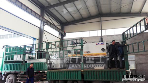 400噸三梁四柱油壓機、剪板機發(fā)貨圖