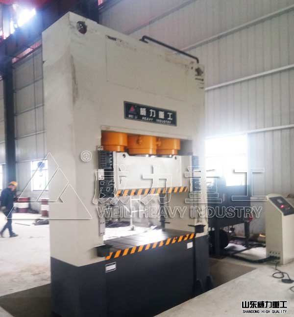 1000噸龍門油壓機(jī)